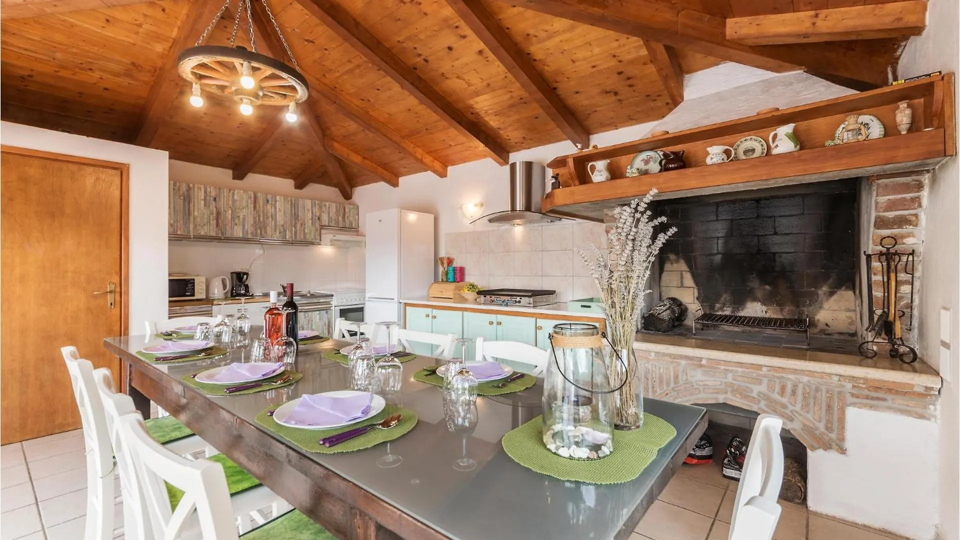 3 Bedroom Gorgeous Home In Labin Labin  Holiday home