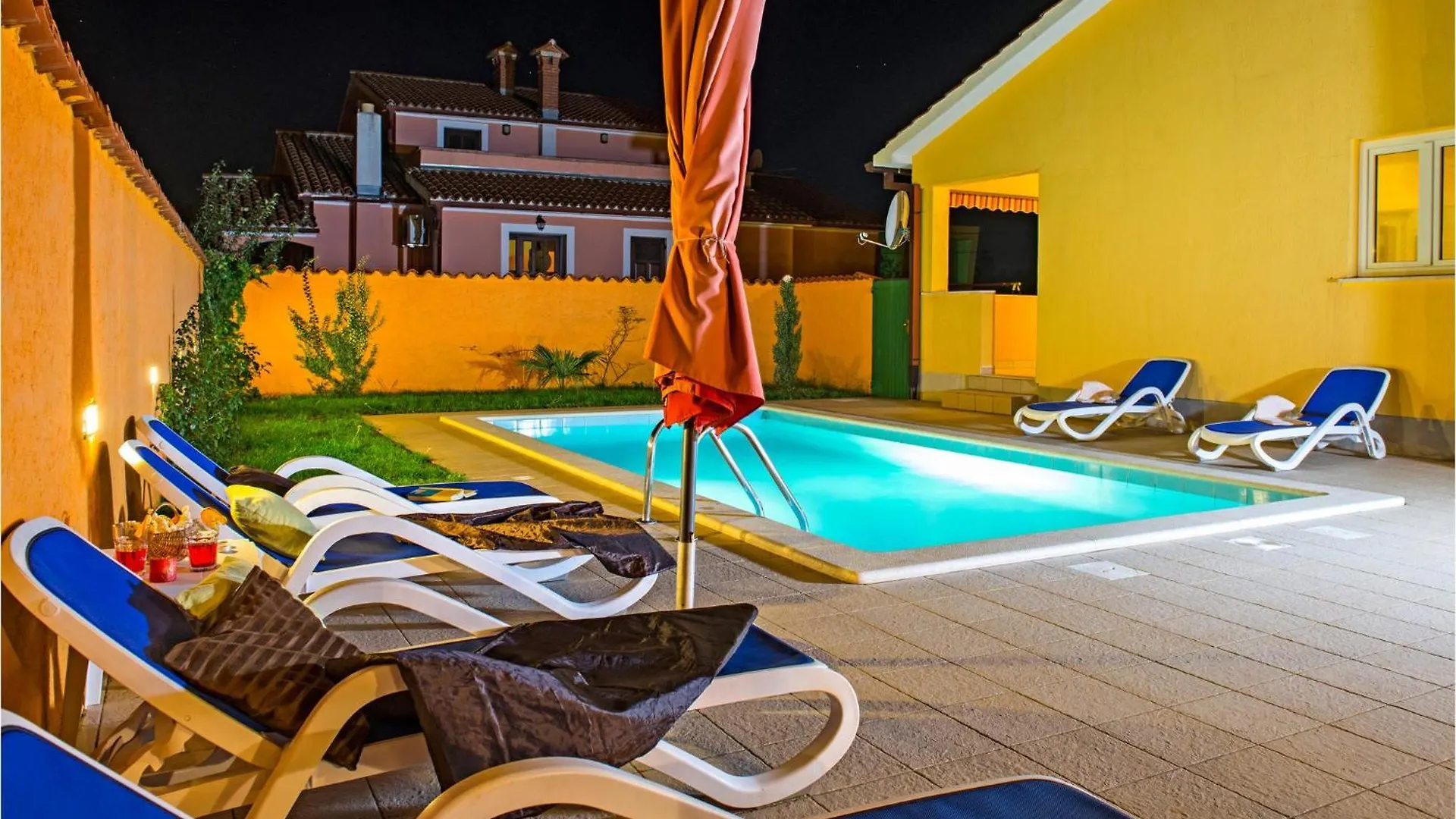 3 Bedroom Gorgeous Home In Labin Labin