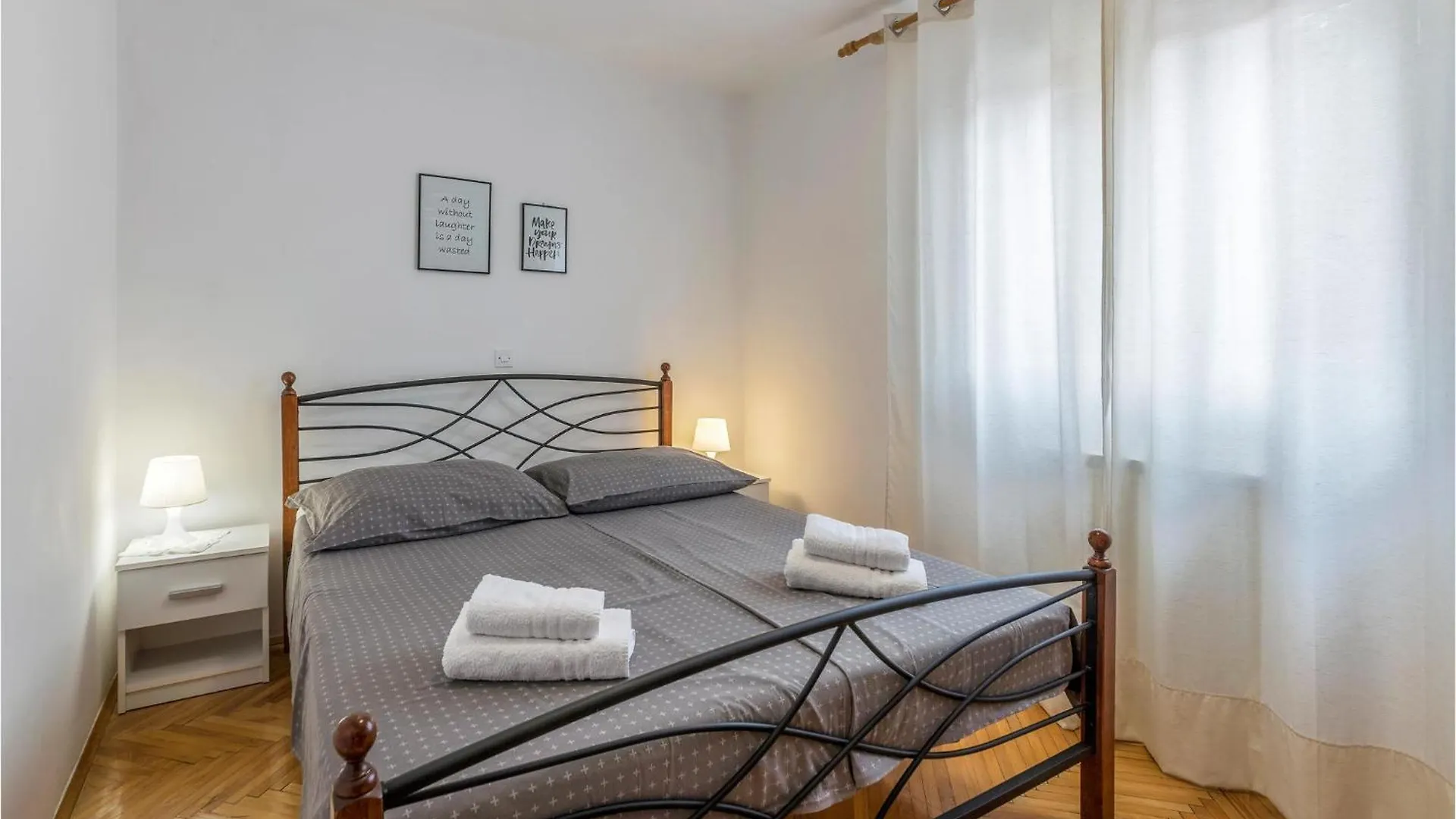 別荘 3 Bedroom Gorgeous Home In Labin ラビン